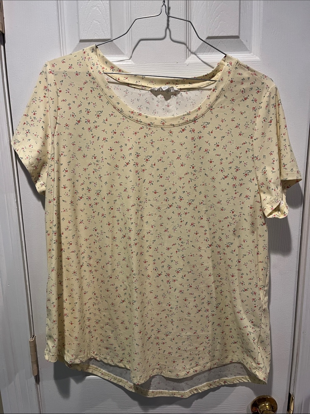 Olive & Oak Pale Yellow Floral Scoop Neck Tee